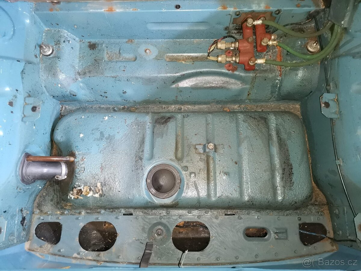 Škoda 100 - 13