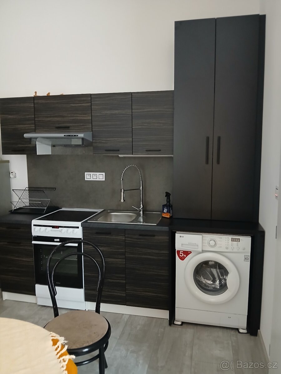 Prodej luxusního bytu v centru Mar. Lázní - 13