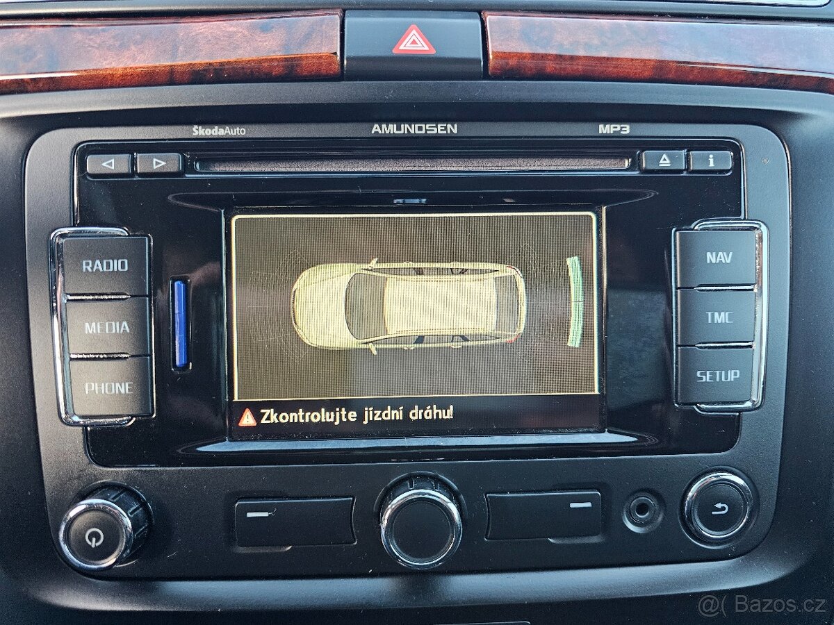 ŠKODA SUPERB 2010 2.0TDI 125kW 4x4 ELEGANCE,SENZORY,VÝHŘEV - 13