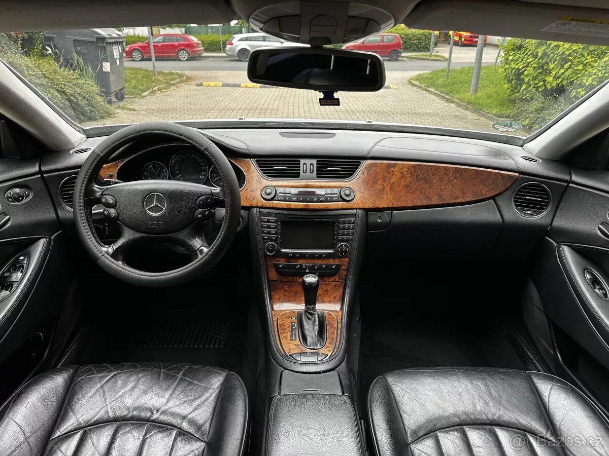 Mercedes-Benz CLS 500 Black ALU R19 306hp 7G Tronic Airmatic - 13