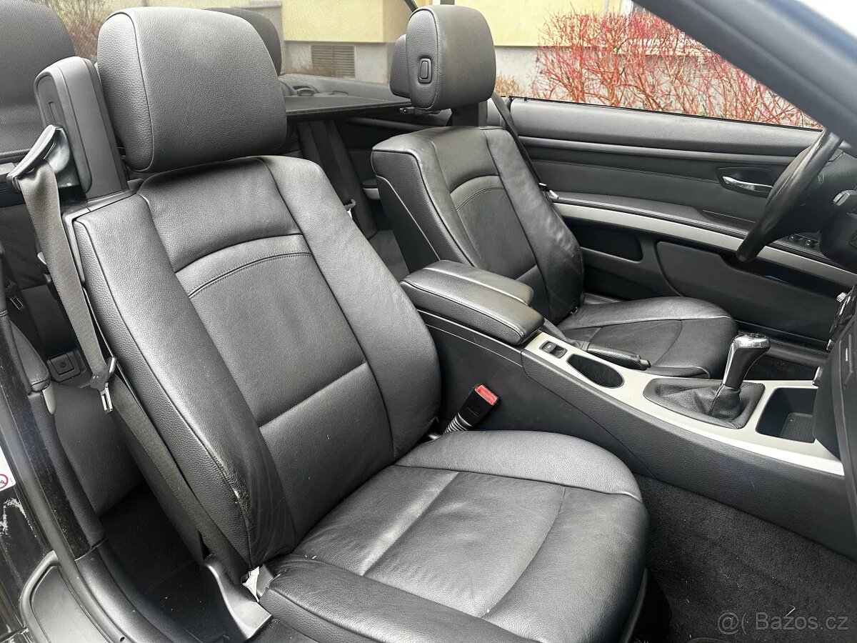 BMW Řada 3 E93 320D 135kW Cabrio Xenony Kamera Kůže Tempomat - 13
