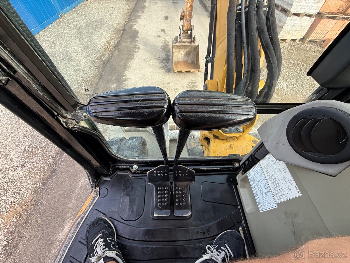 CAT 305E CR - 2012 pásový bagr - 13