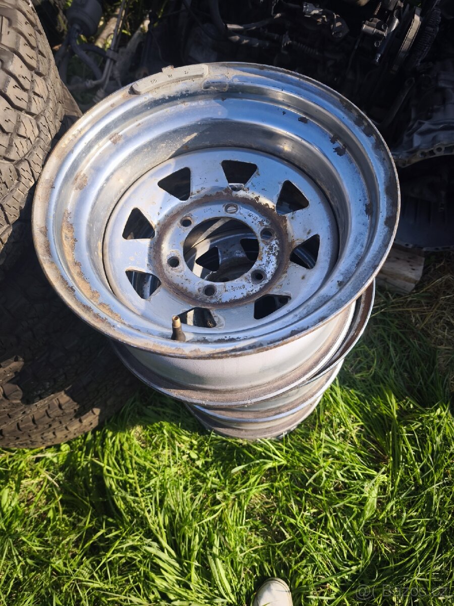 Motor nissan D22, 76kw, převodovka, rozvodovka, atd. - 13