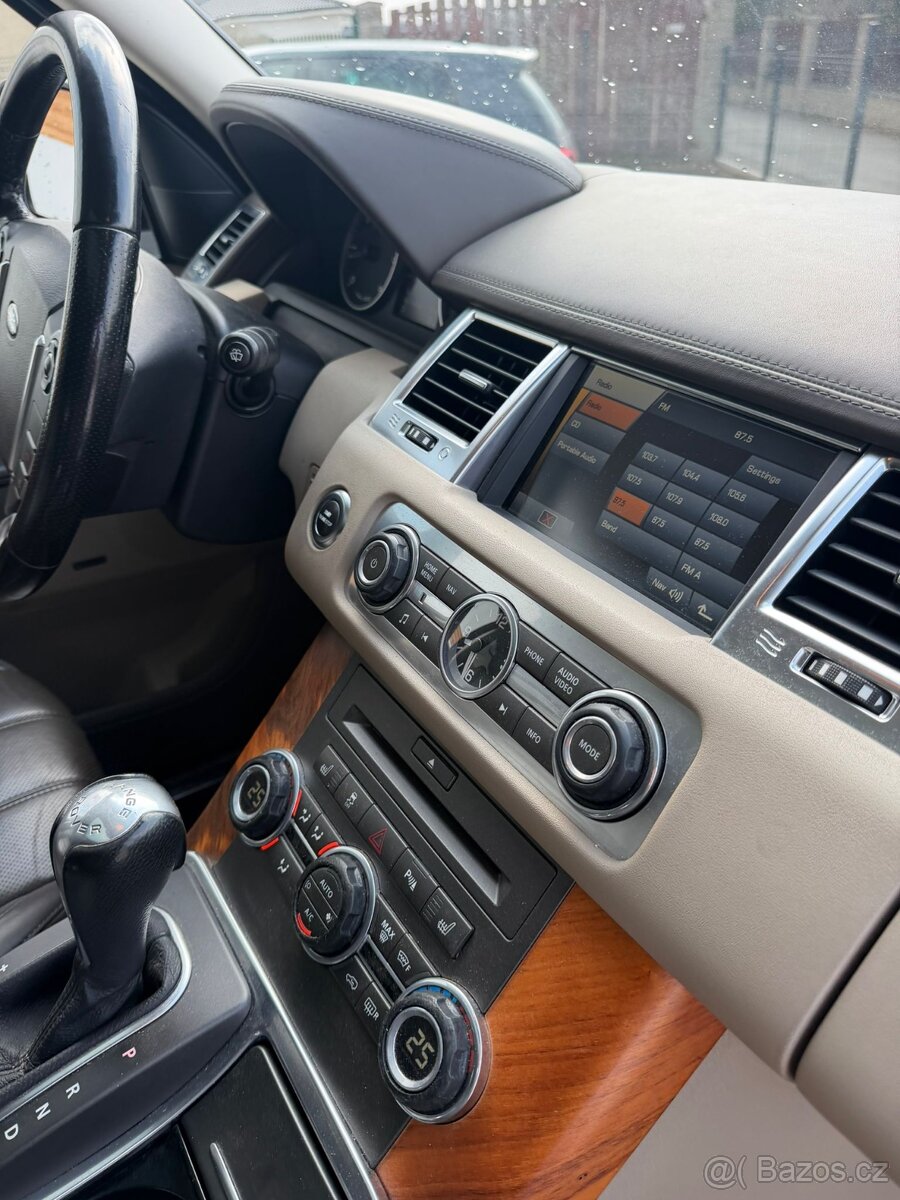 Land Rover Range Sport 3.0 SDV6 Autobiography - 13