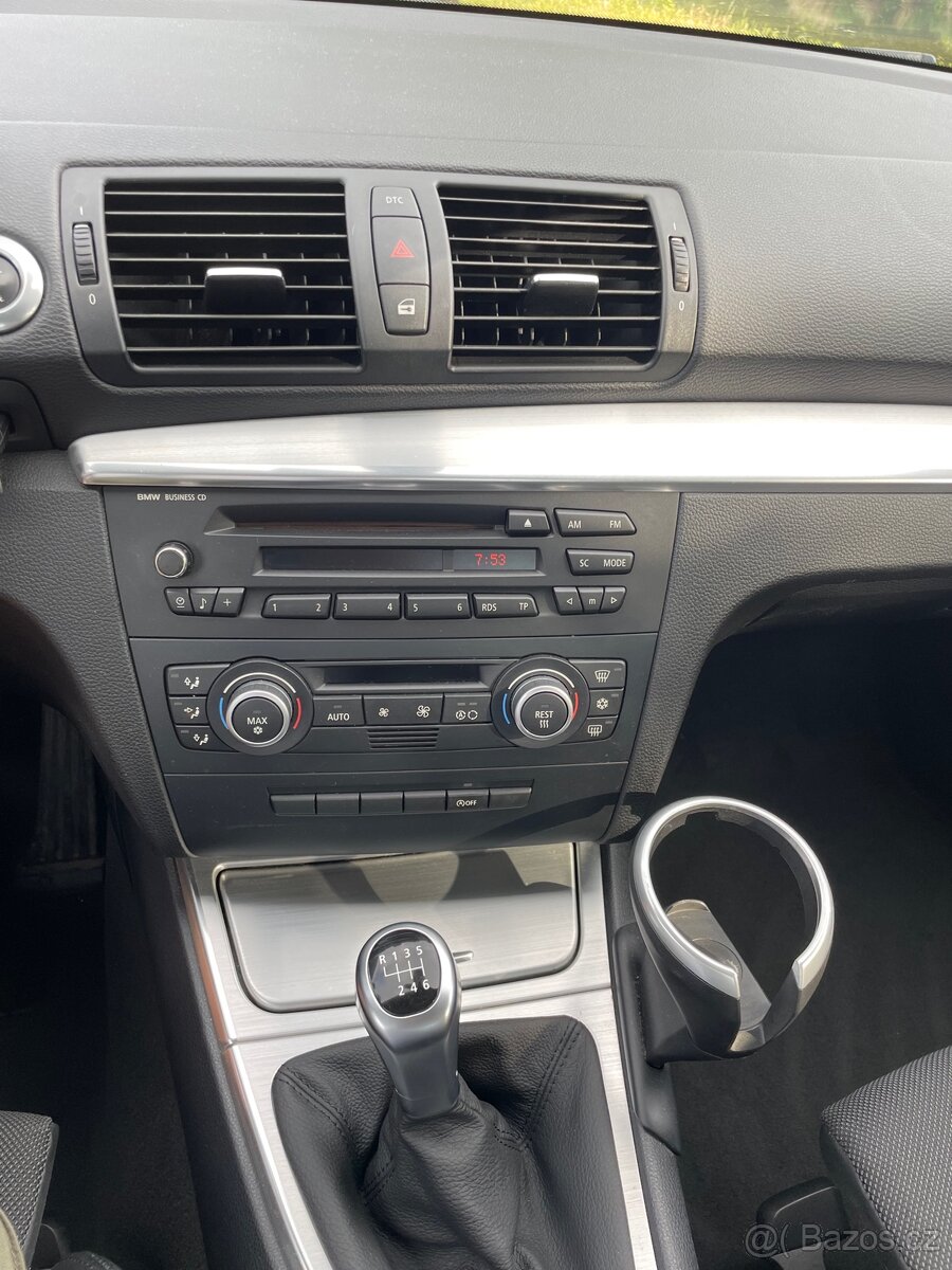 BMW E87 120D kupé - 13