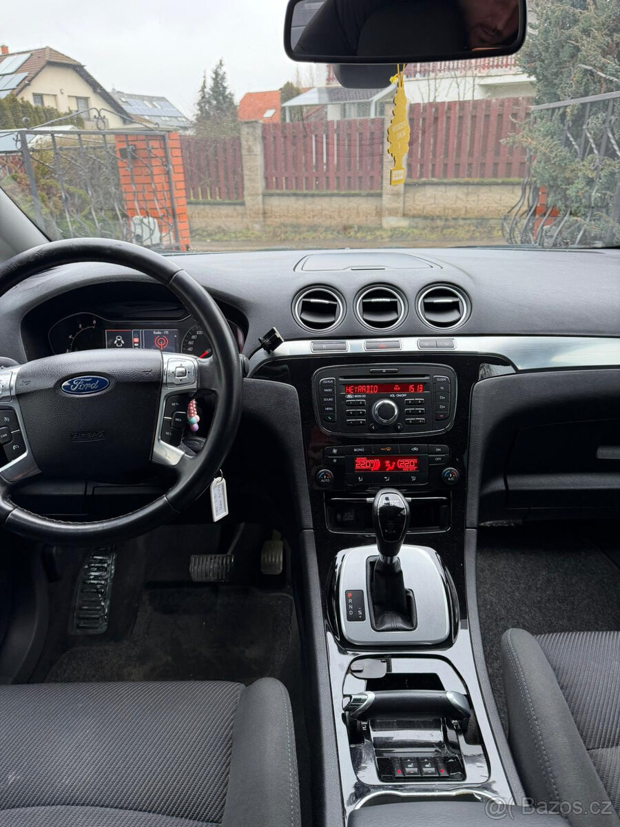 Ford S-MAX 2.0 TDCi, Automat, 7 míst, GHIA – TOP stav - 13