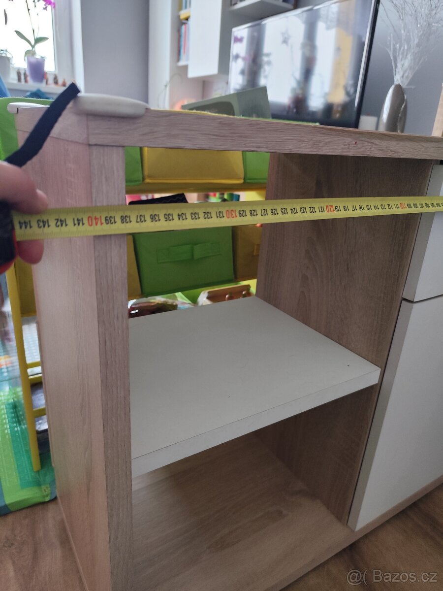 Pracovní stůl - 13
