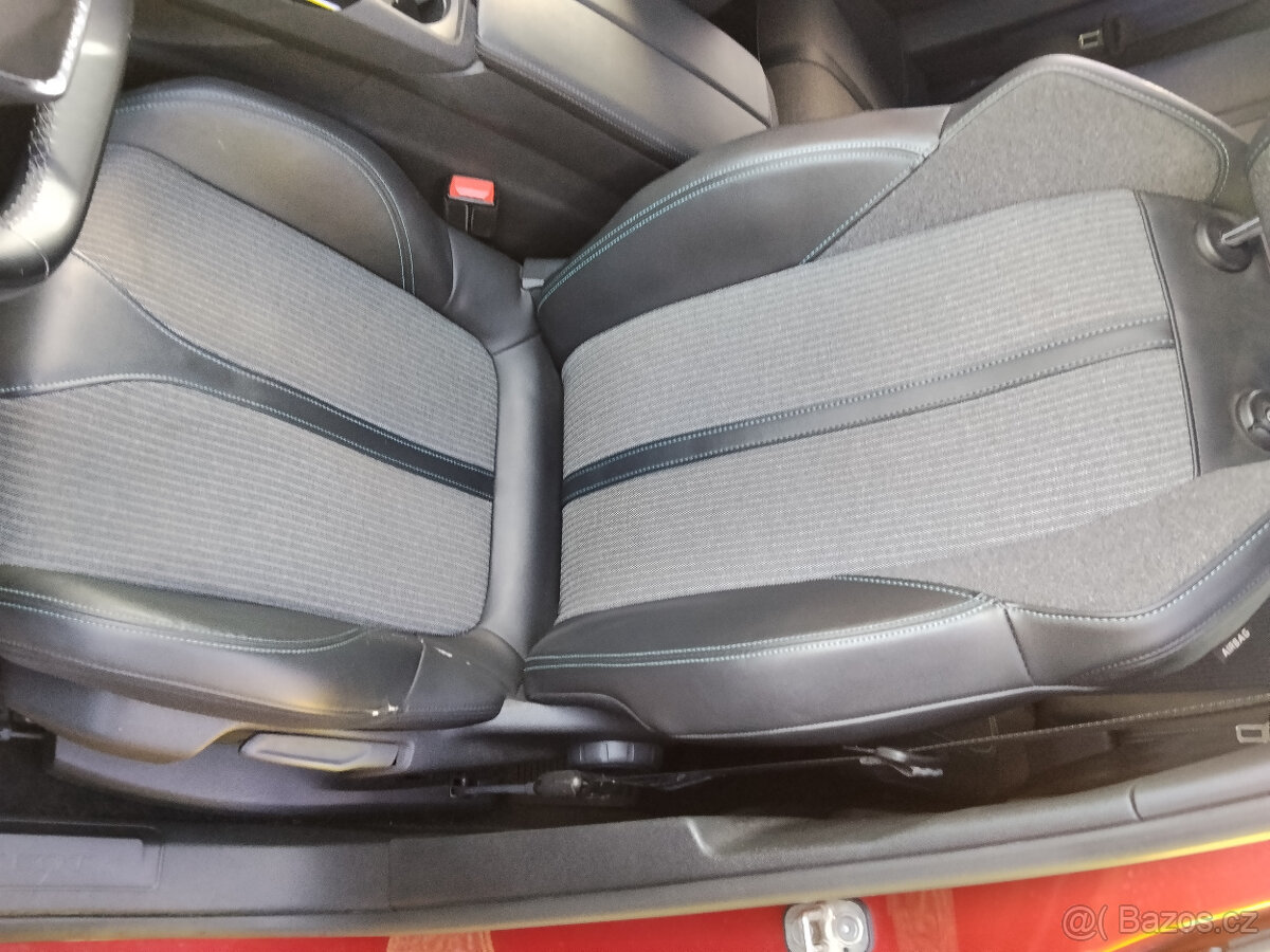 Peugeot 3008 II 1.5 BlueHDi Allure Pack S&S - 13