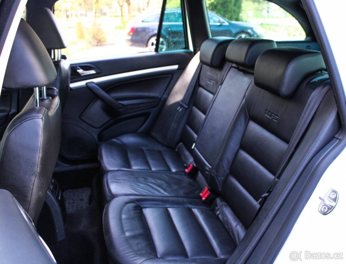 Škoda Octavia Combi RS2 2.0 TFSI RS DSG - 13