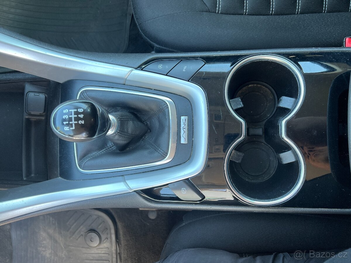 Ford Mondeo 1.5 Ti-VCT 118 kW - 13