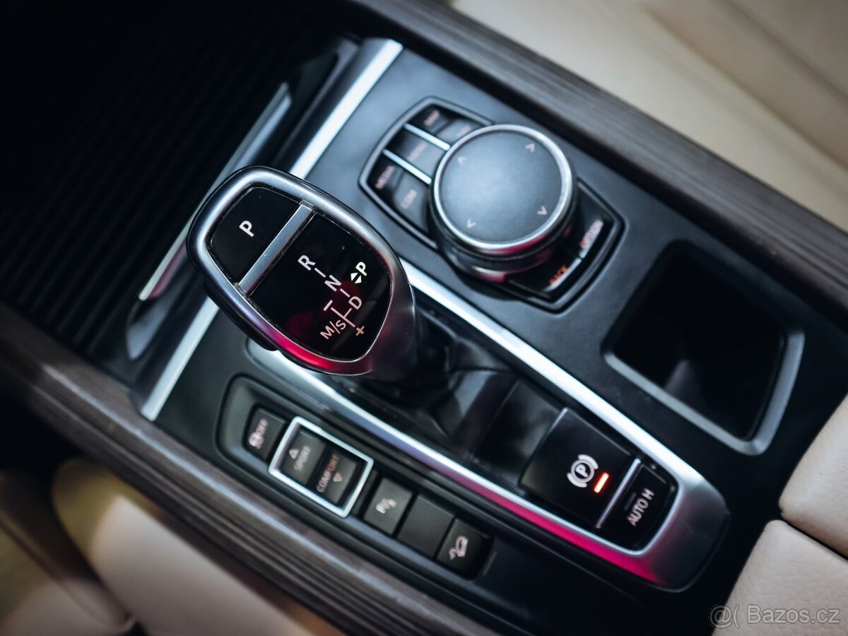 BMW X5 30d xDrive M-Paket DPH - 13