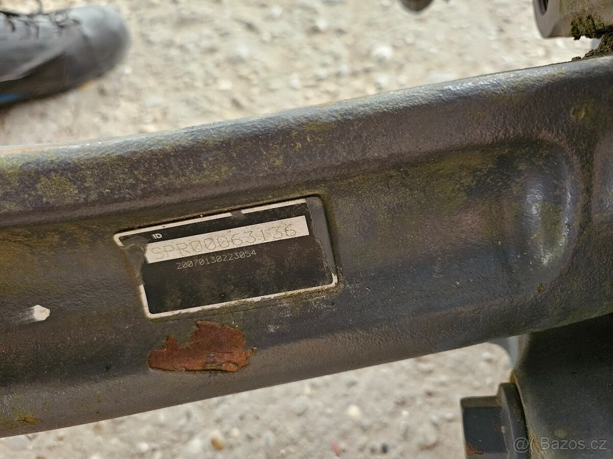 Prední naprava Reneult KERAX DXI - 13