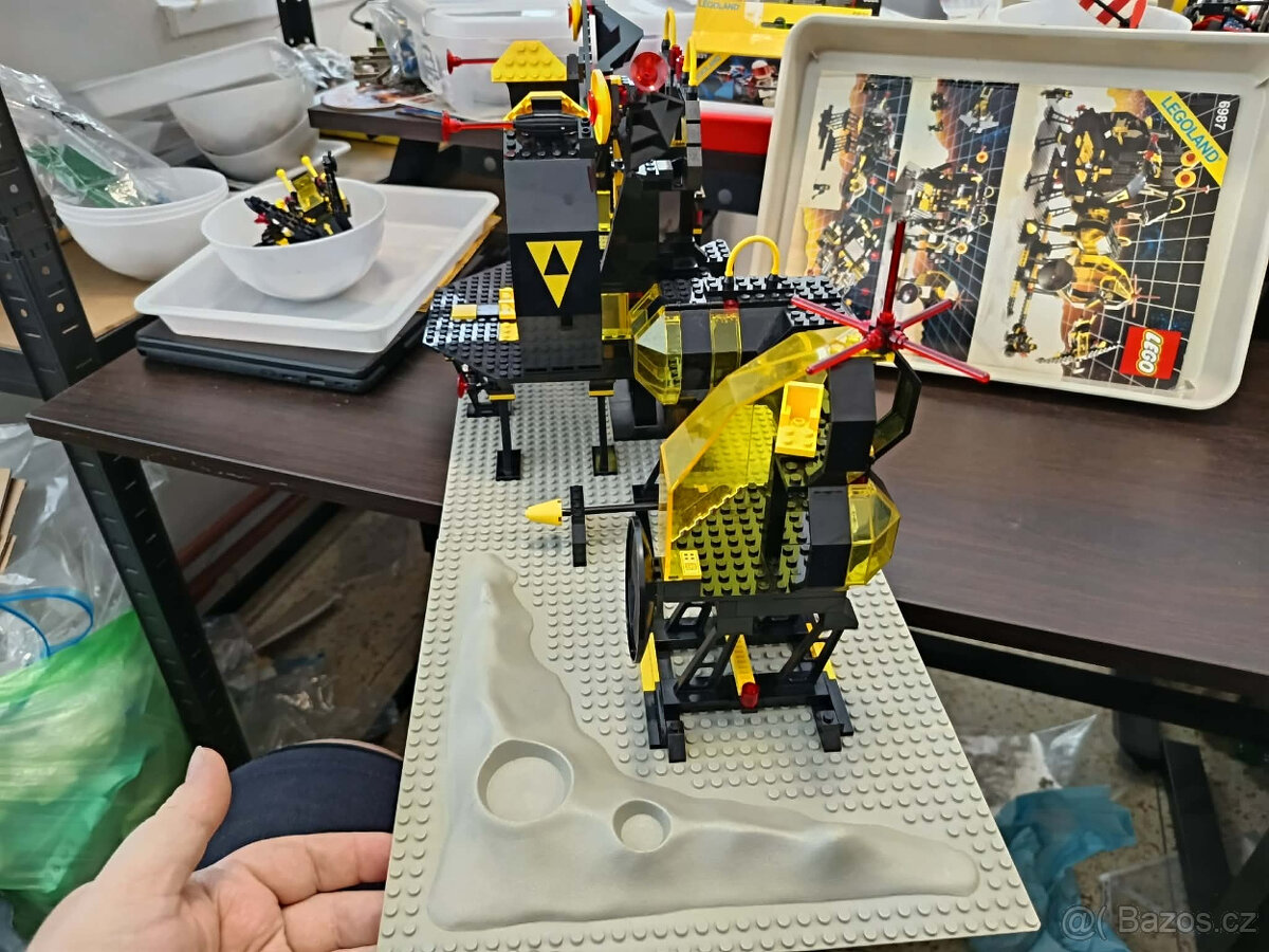 LEGO Space 6987 Message Intercept Base +návod - 13
