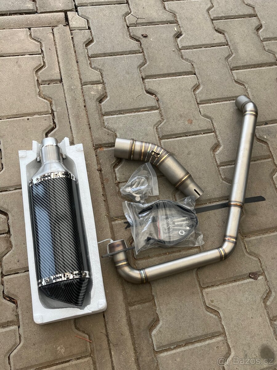 Honda CBR 125R - 13