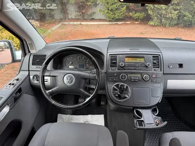 VW Multivan 1.9TDI 75kW,7.Míst,Klima,Tažné,Webasto - 13