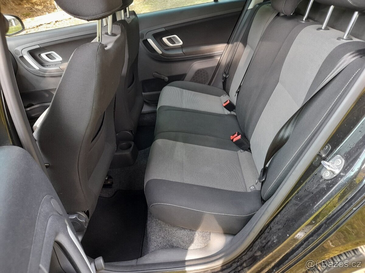 ŠKODA FABIA KOMBI SPORT 1.4 16V 63KW NOVÁ STK+OLEJ - 13