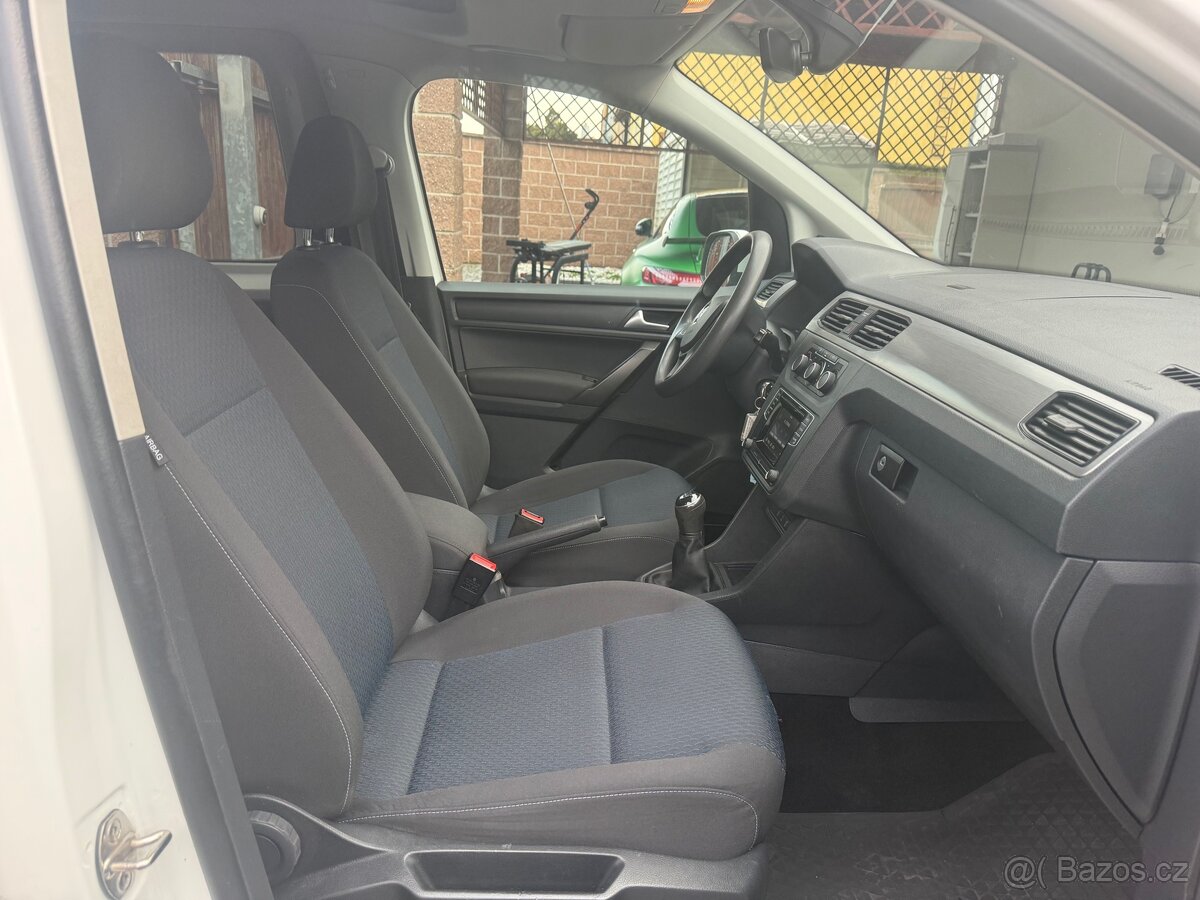 PRODAM VW CADDY 2.0TDI 5-MIST 2020 - 13