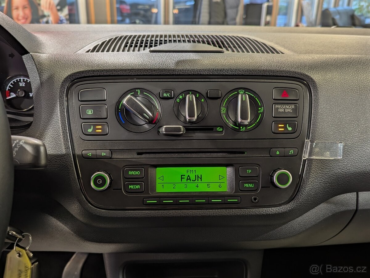 Škoda Citigo 1.0 MPi 55kW AUTOMAT, VÝHŘEVY - 13