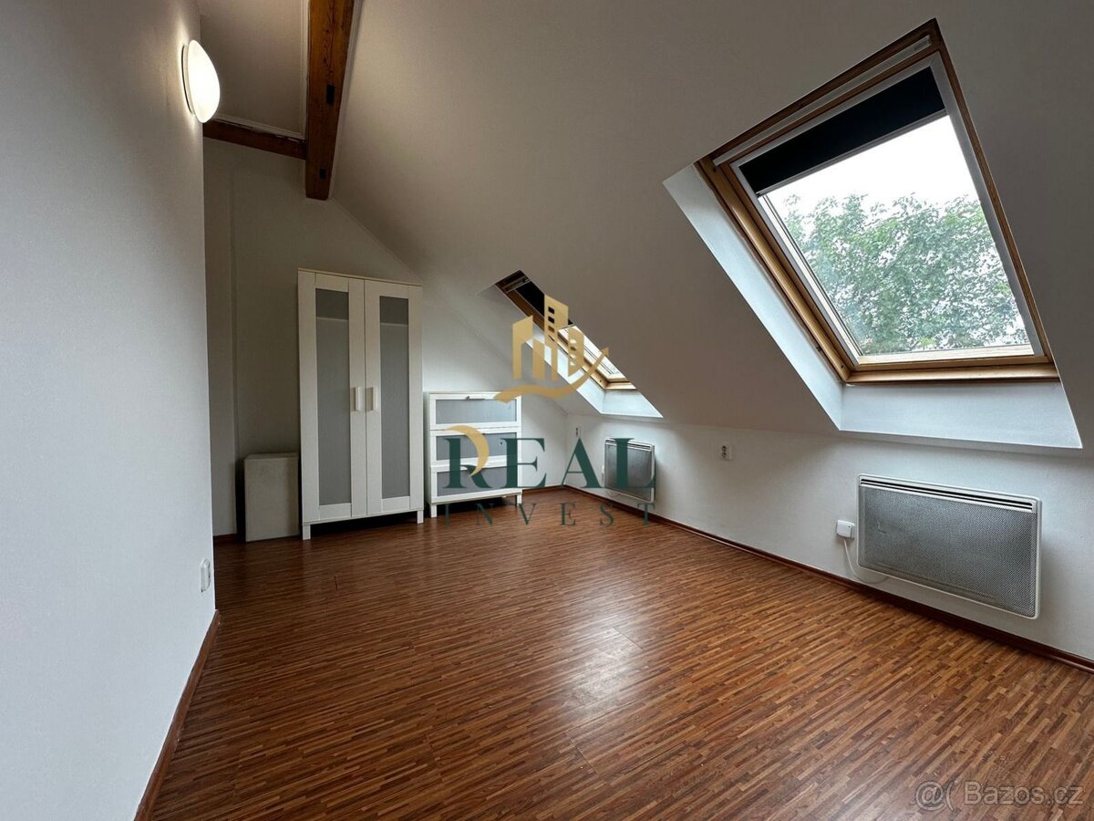 Prodej, rodinný dům, centrum Jirkova - 13