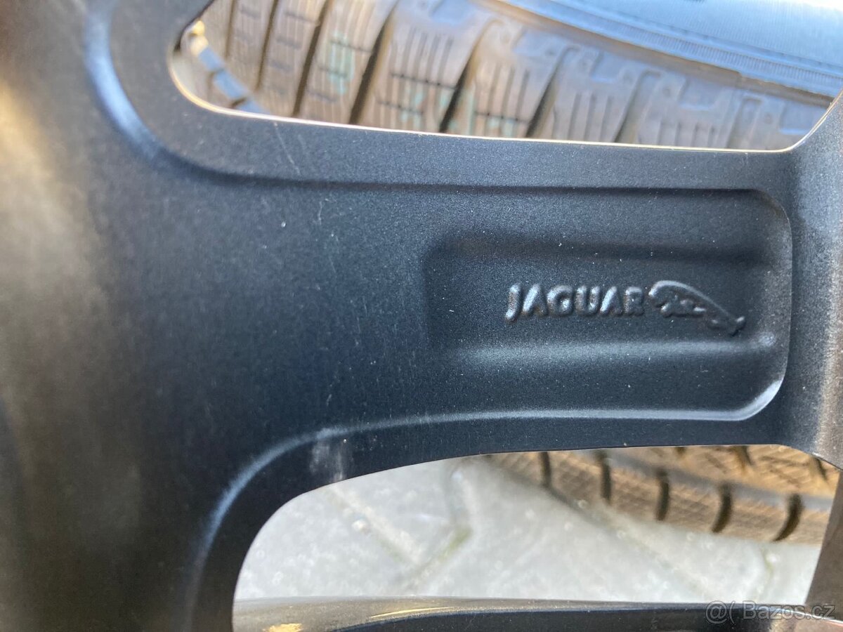 JAGUAR F PACE, kola 19", ZIMNÍ, NOVÁ pneu - 13