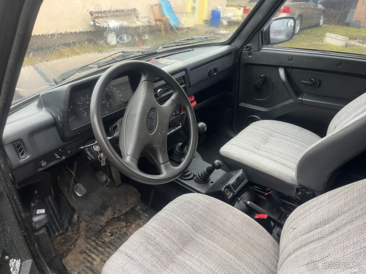 Lada Niva - 13