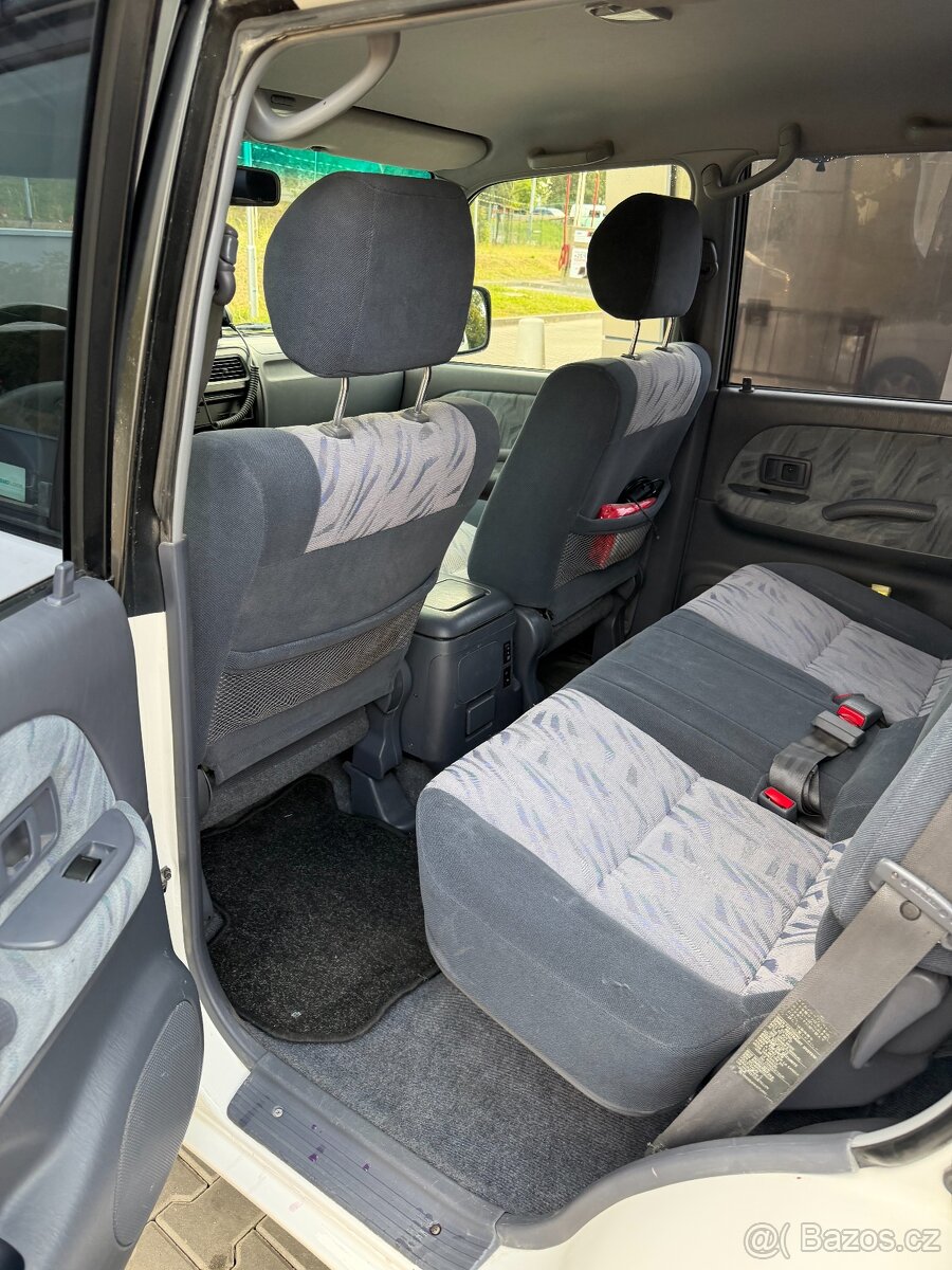 Toyota Land Cruiser - 13