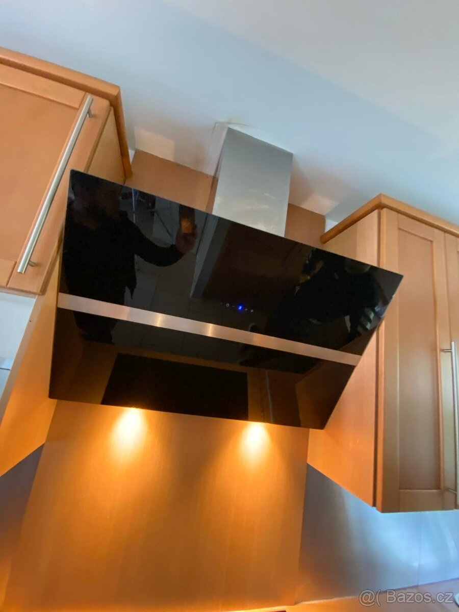 Kuchyňská linka značky Nolte se spotřebiči - 13