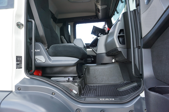 MAN TGS 26.400 6x2 - valník s hydraulickou rukou - 13