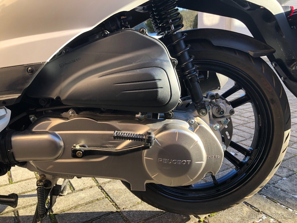 Peugeot Tweet 125 - 13