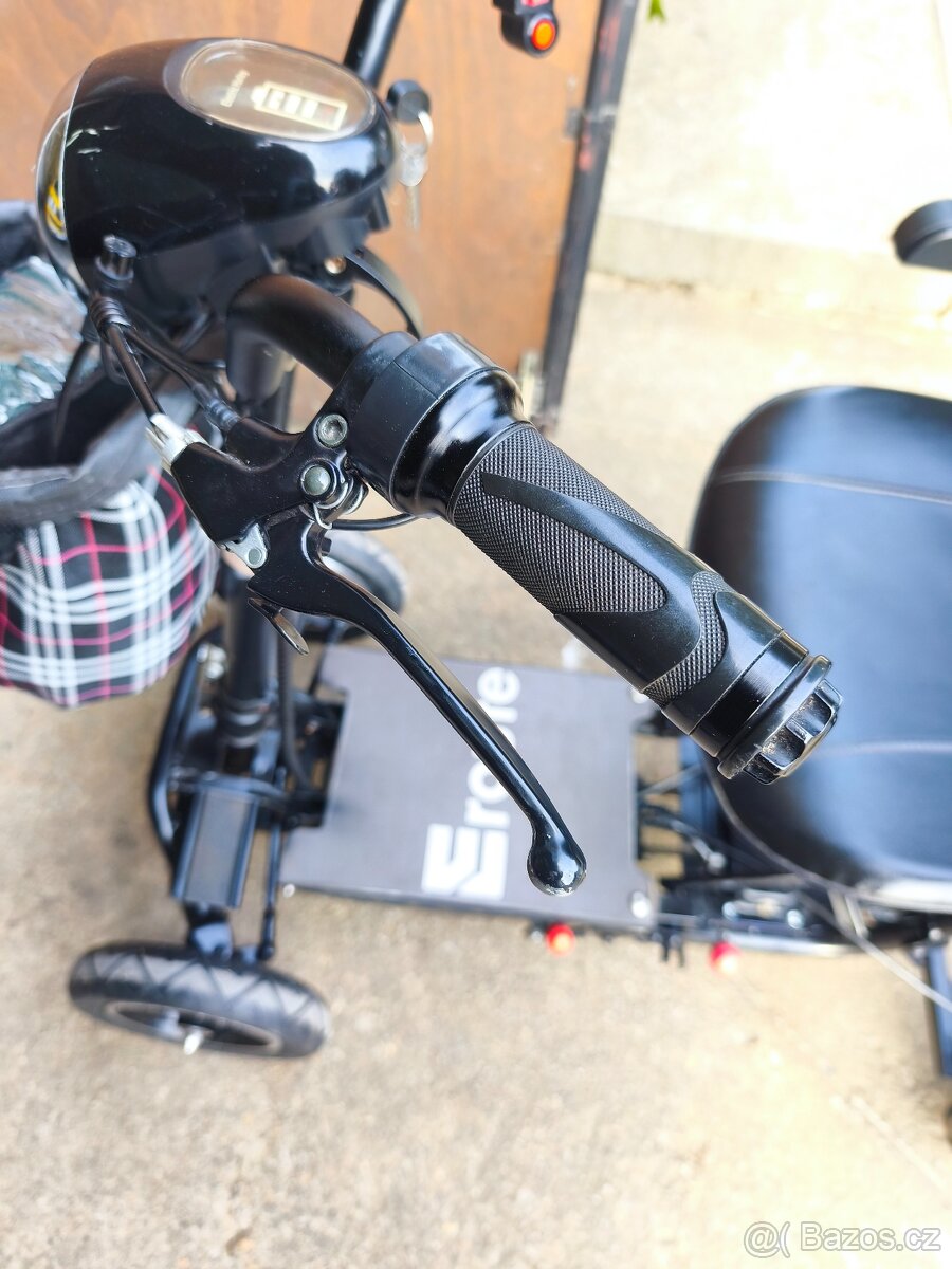 Elektrický skútr pro seniory - 13