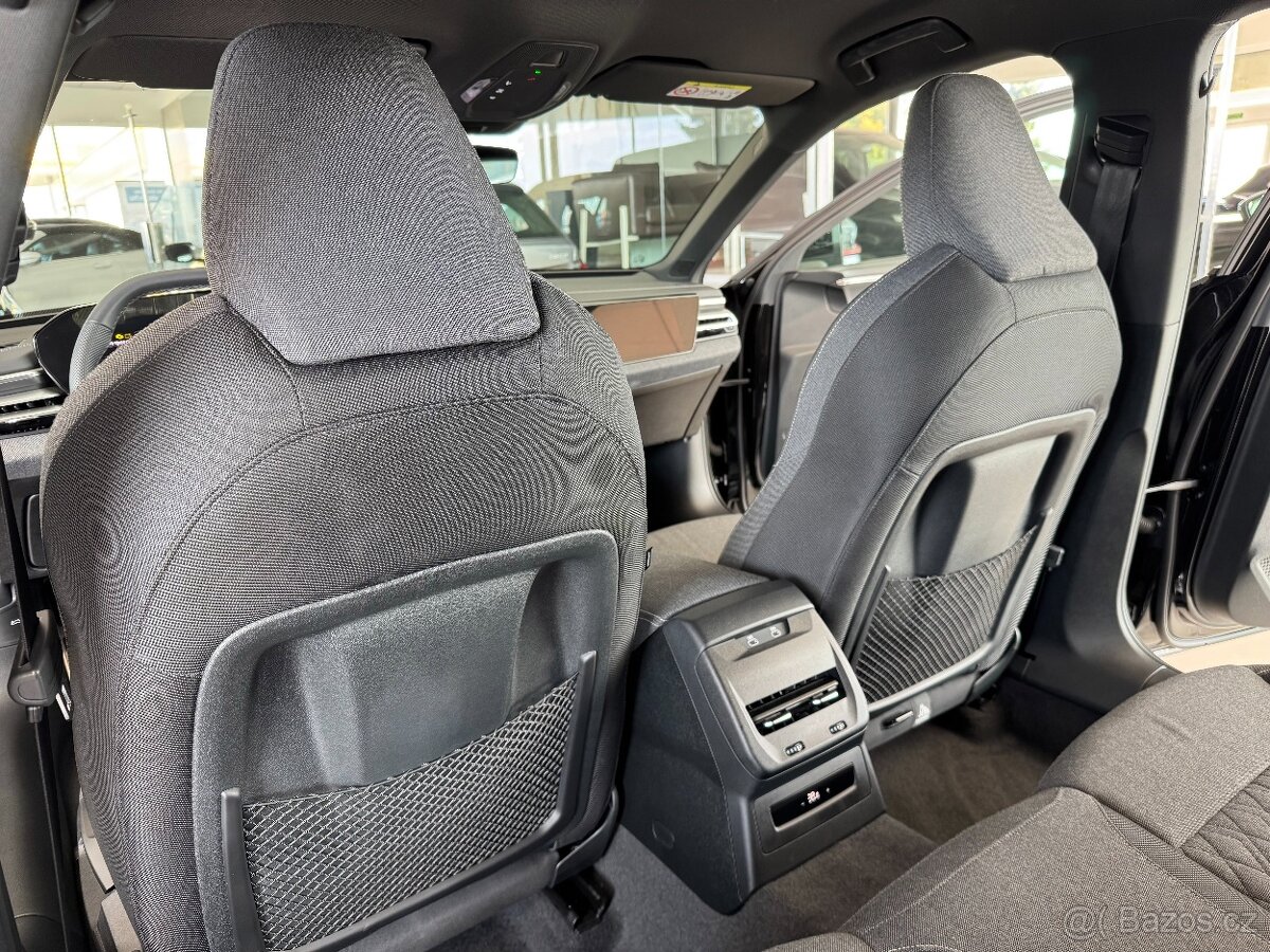 Audi A5 TFSI 150kW S-LINE KeyLess 360k - 13