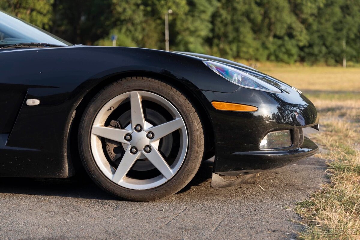 Chevrolet Corvette 6.0 v8 - 13