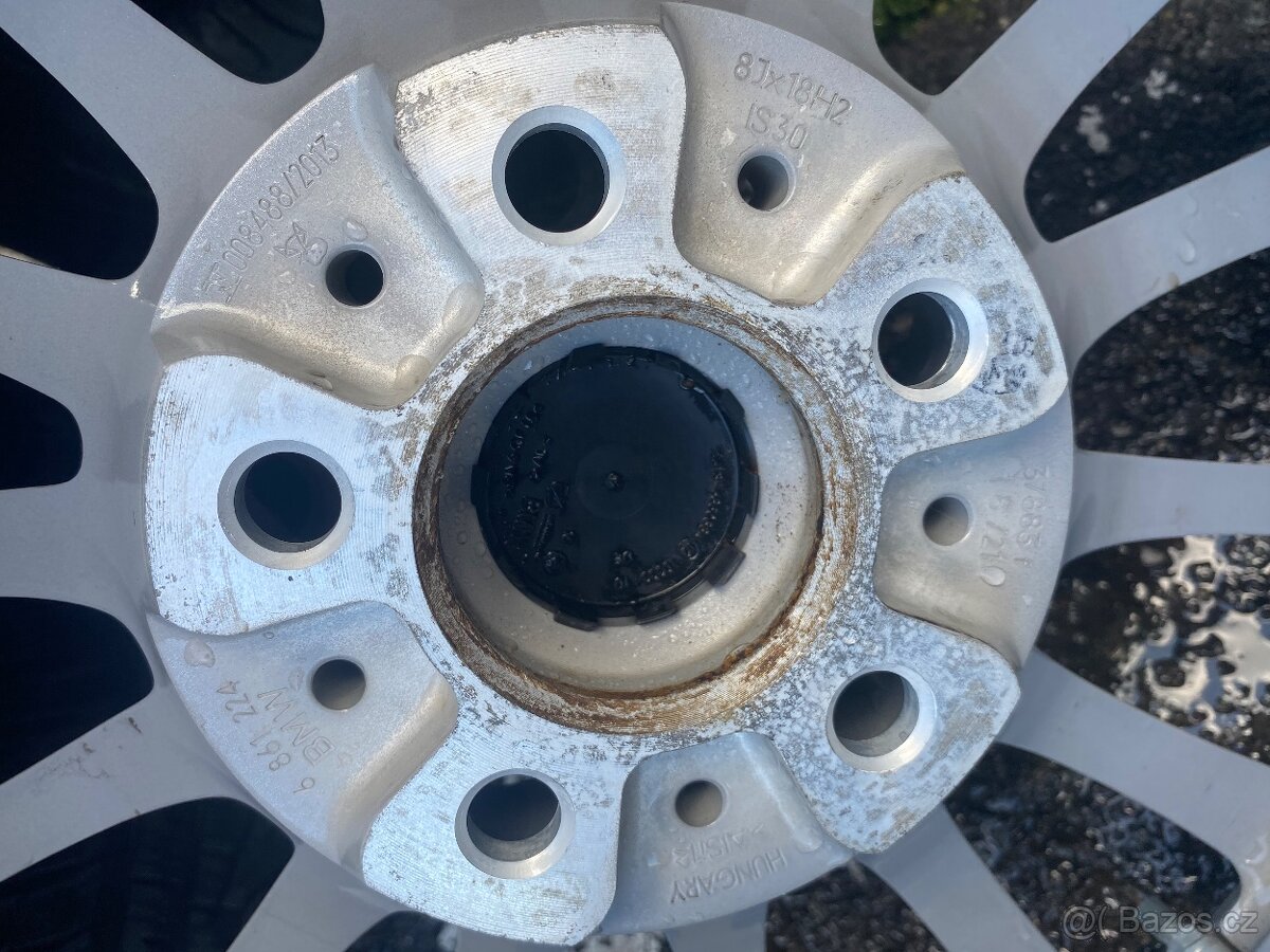 5x112 R18 8J ET30 BMW + 245/45 R18 GoodYear zimné - 13