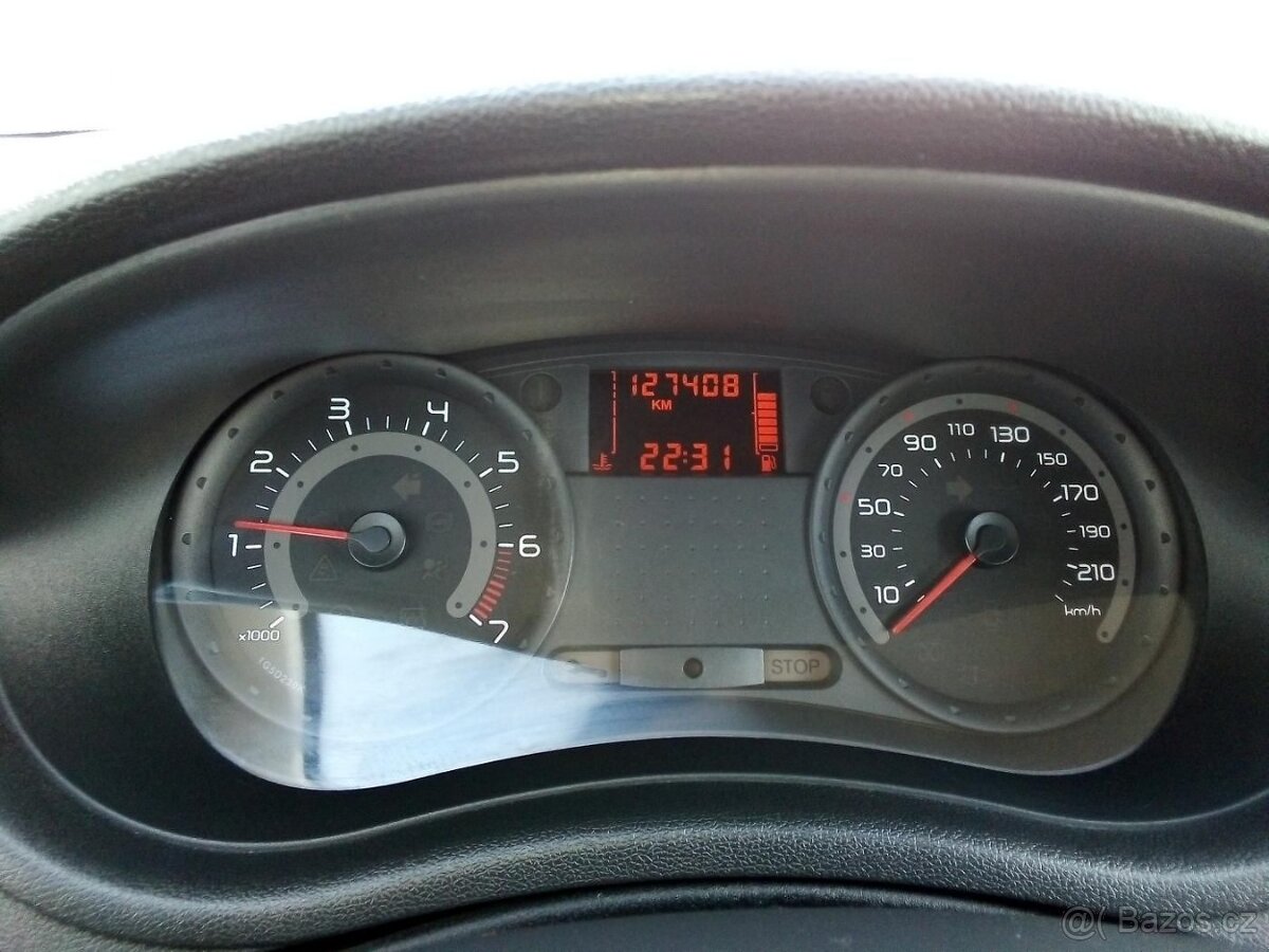 Renault Clio 1,2 55kW ČR"127tis km" - 13