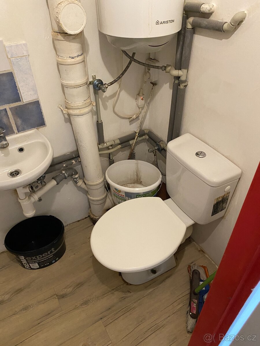 Pronájem sklepní dílny-provozovny Karlovy Vary - 13