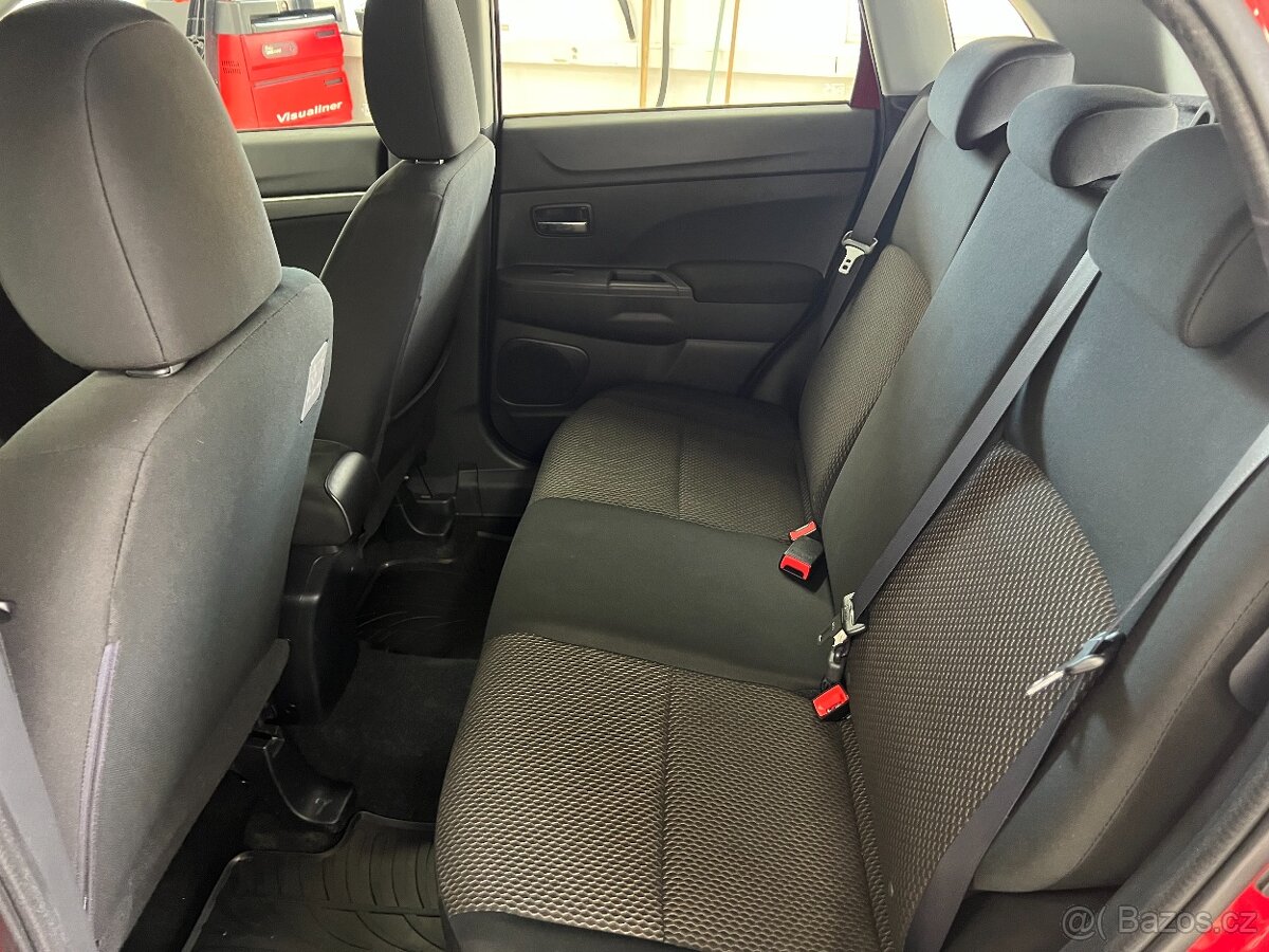 Mitsubishi ASX 1.6i 1.MAJITEL ČR VYHŘ.SEDADLA PARK.SENZORY - 13