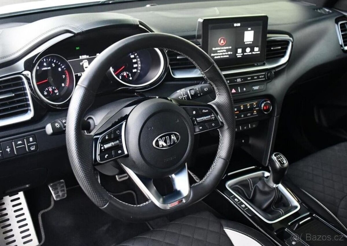 Kia ProCeed 1.4 T-GDi 1M ČR - 13