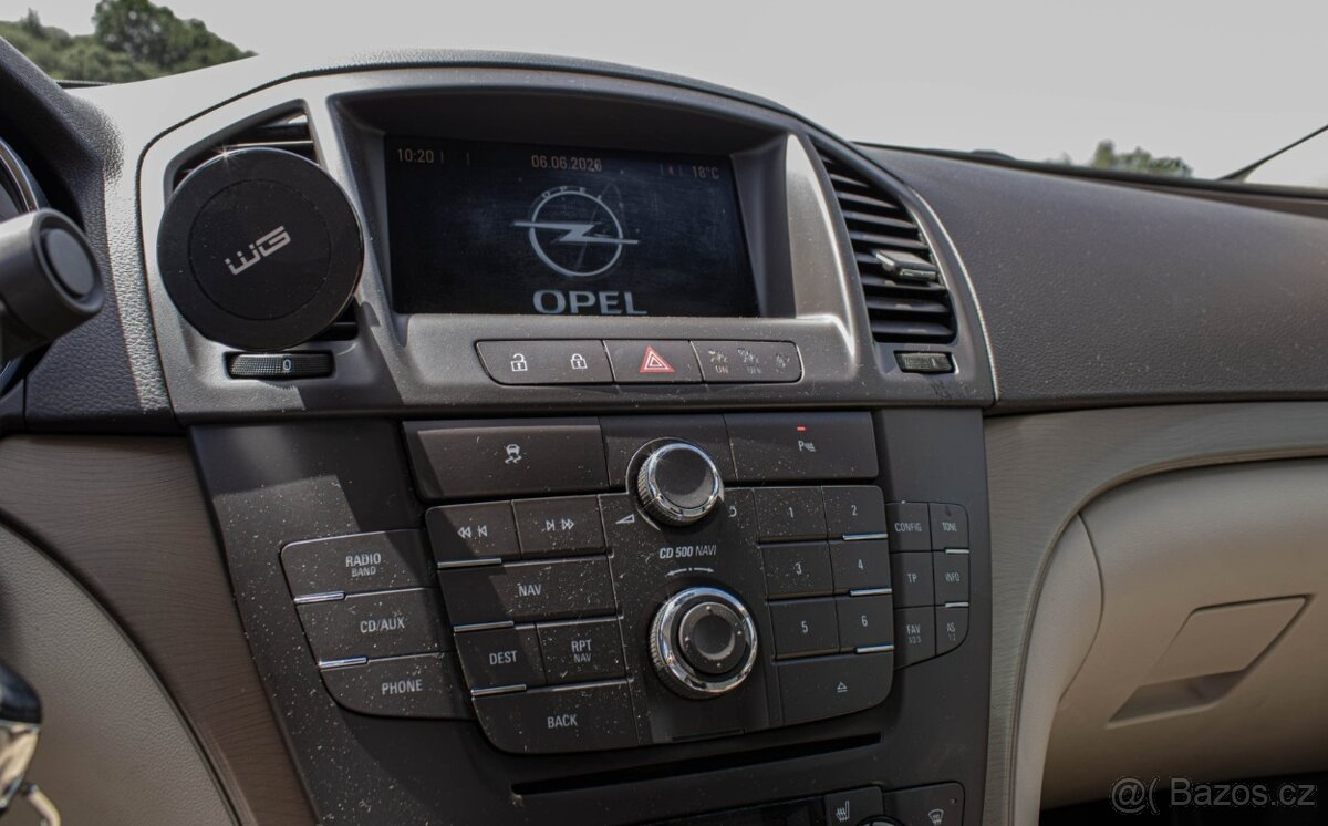 Opel Insignia 2.0 CDTI 2011 - 13