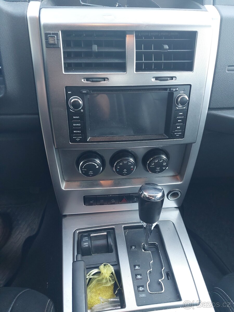 JEEP CHEROKEE 2,8 CRD - 13