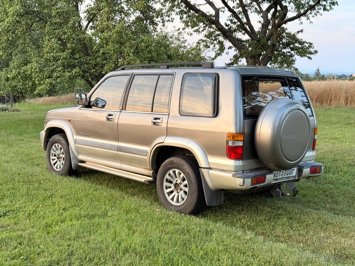 ISUZU TROOPER 4X4 - 13