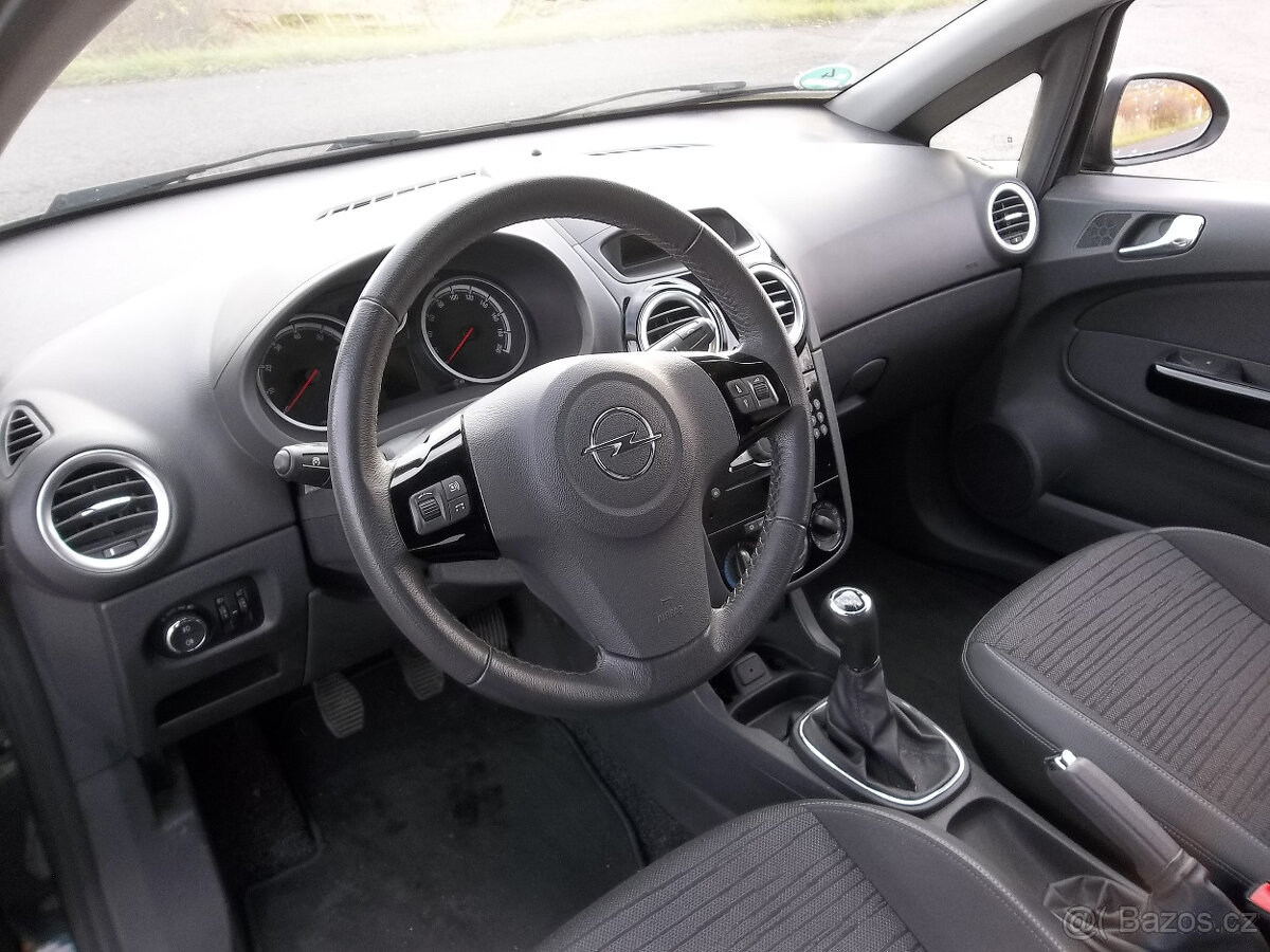 Opel Corsa 1,4i Energy, r.v. 07/2014, naj. 132tkm - 13
