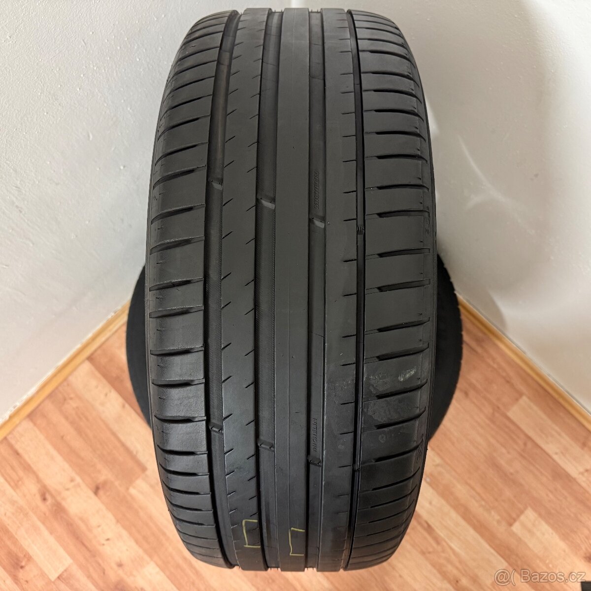 VW TOUAREG II 5x130 R18 ET53+LETNÍ 255/55R18 5/4mm - 13