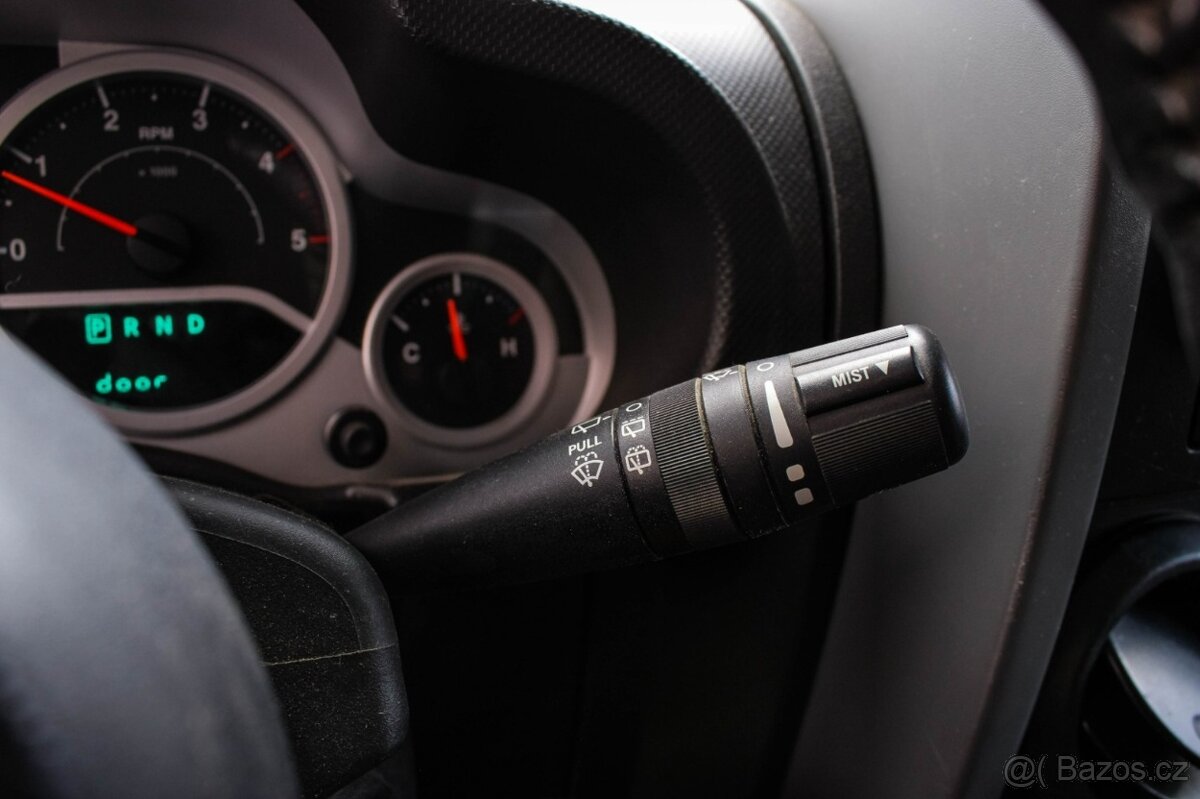 Jeep Wrangler 2.8 CRD Sport A/T - 13