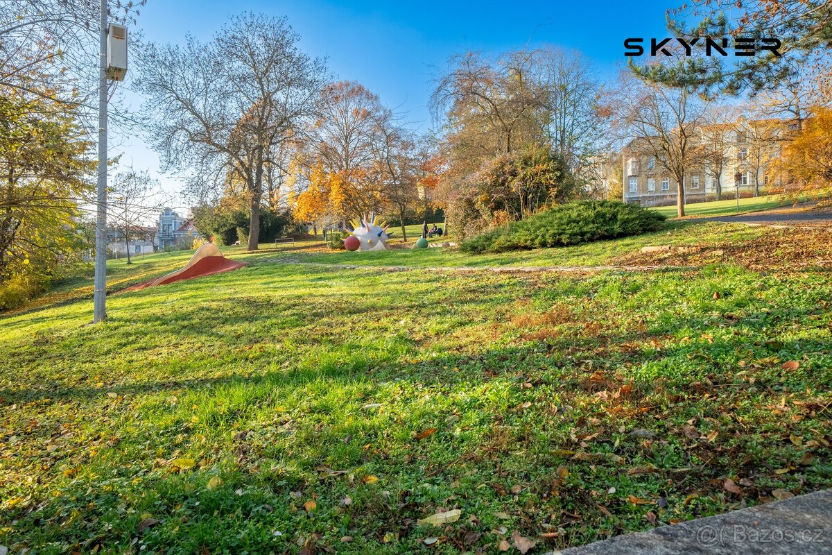 Atraktivní nově zrekonstruovaný byt 2+kk v cihlovém domě – Ú - 13