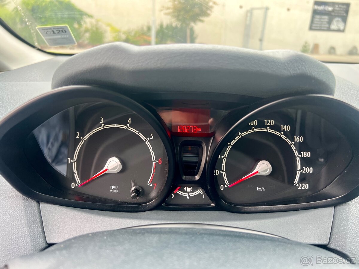 Ford Fiesta 1,25i 60kW - 13
