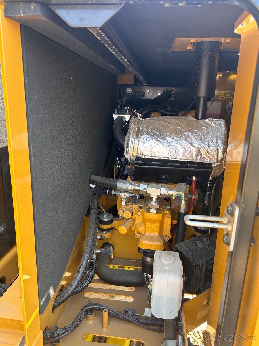 CAT 308 E2 - 13