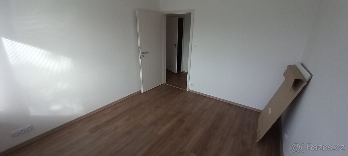 Pronájem bytu 3+kk - 13