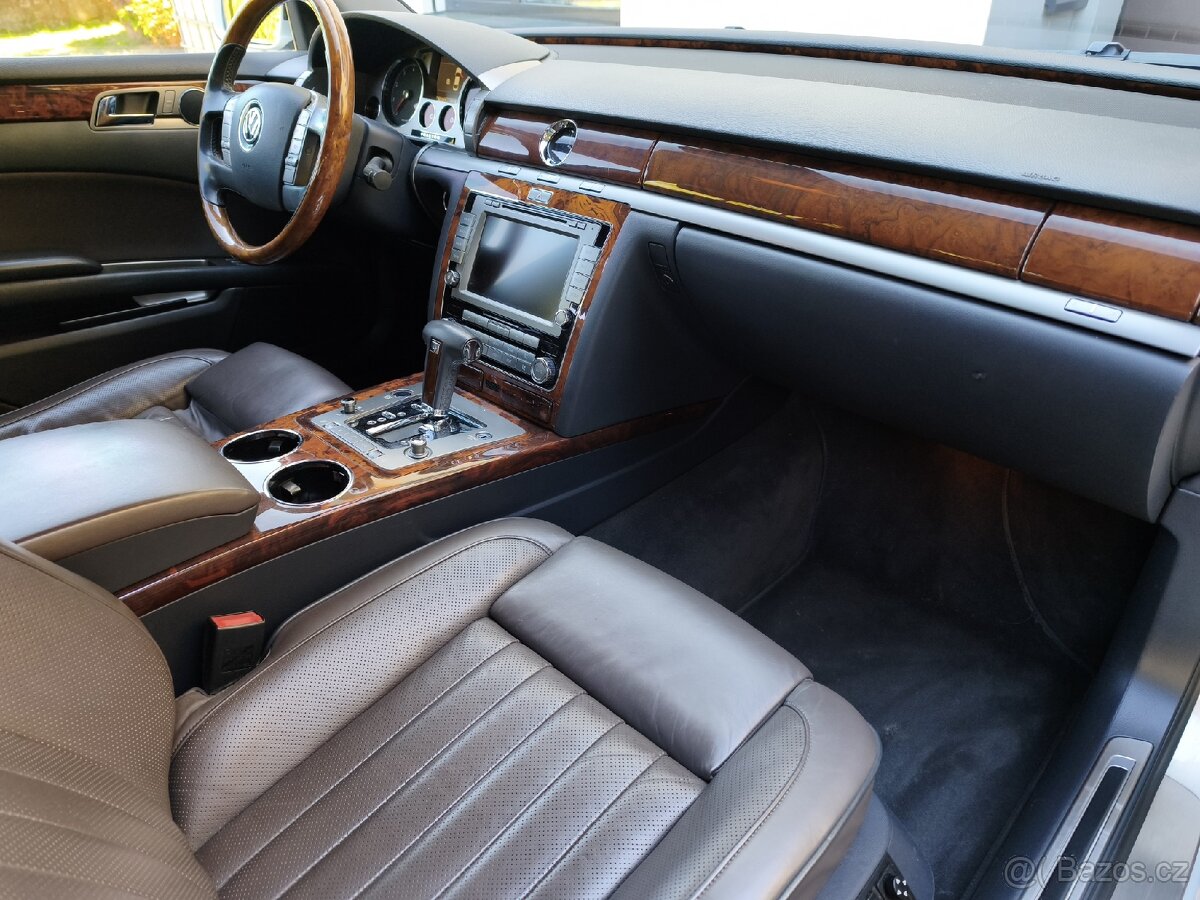 VW Phaeton 4.2 V8 - 13