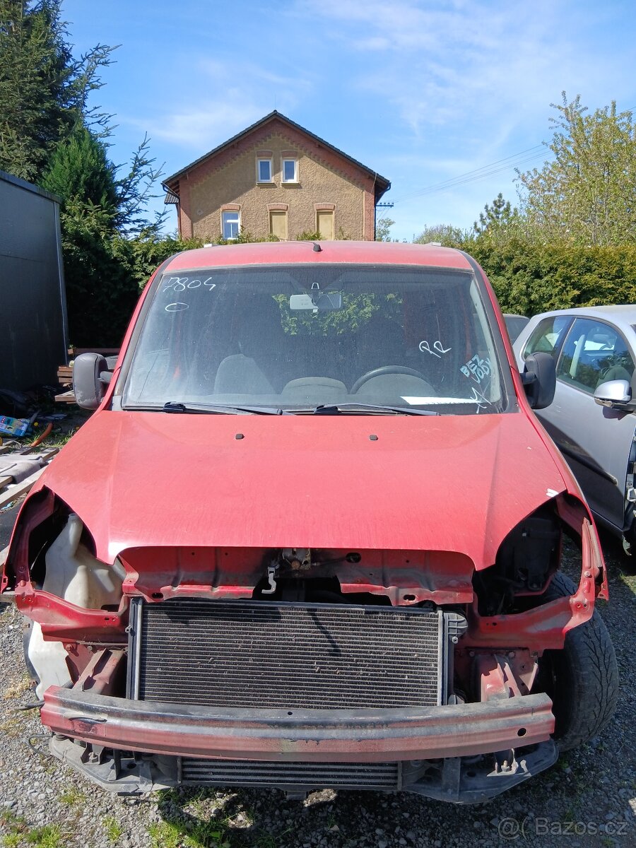 Fiat Dobló - 13