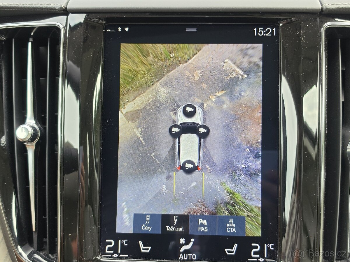 Prodám Volvo XC60, 2019, D4 - 13